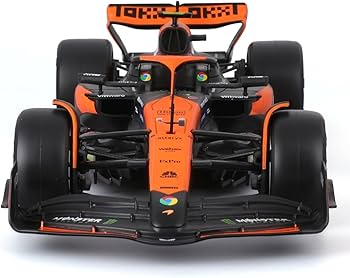 MAISTO BURAGO MODEL F1 MCLAREN MCL38 W PILOT