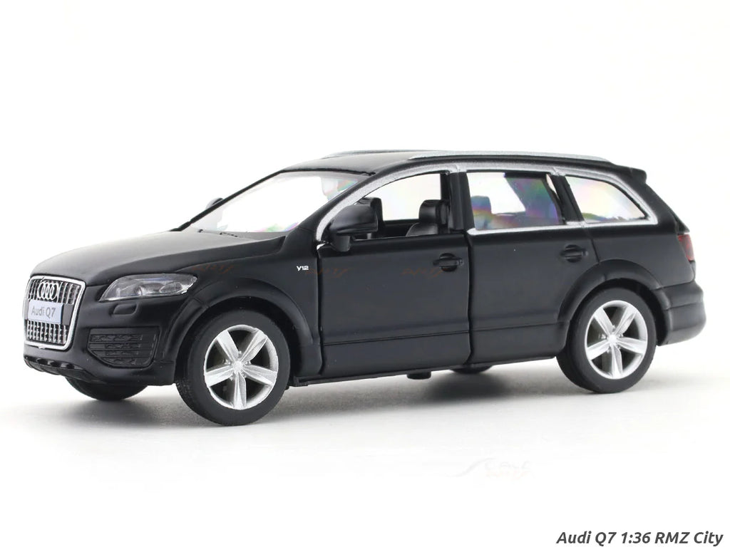 RMZ CITY DIECAST LICENSED CAR AUDI Q7 V12