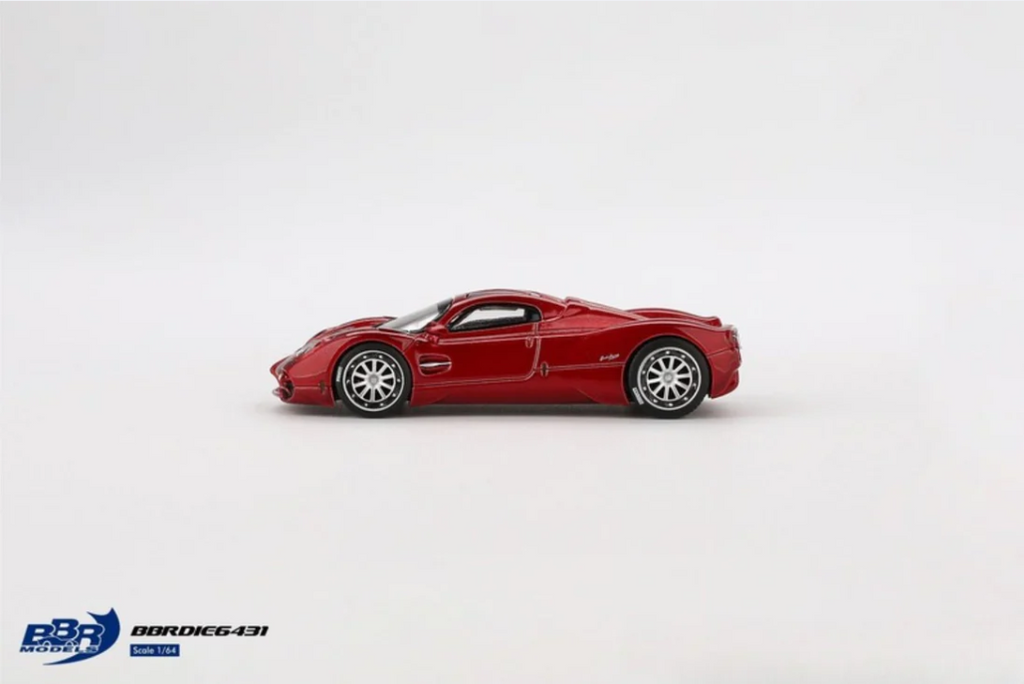 MINIGT PAGANI UTOPIA DUBAI RED