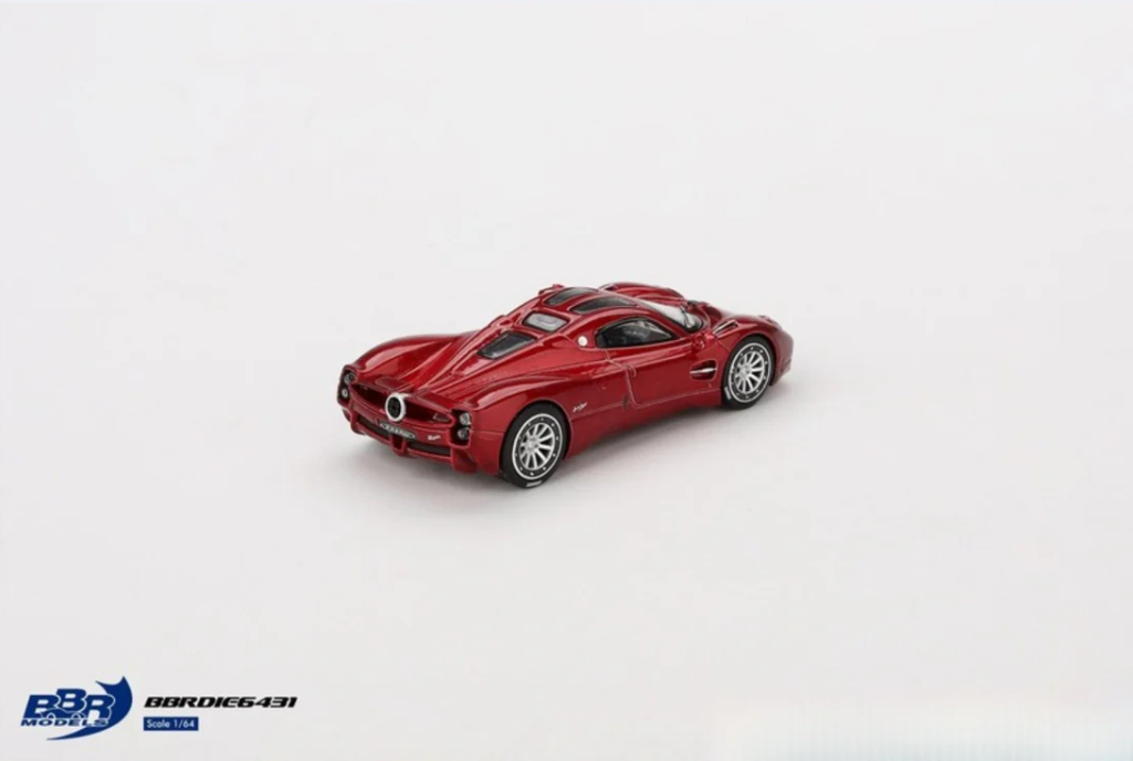 MINIGT PAGANI UTOPIA DUBAI RED