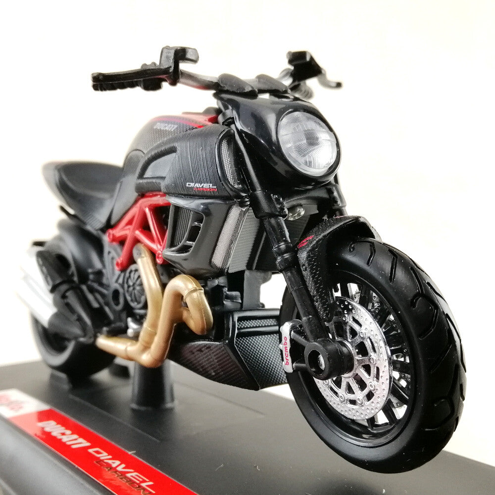 MAISTO BIKE DUCATI DIAVEL CARBON