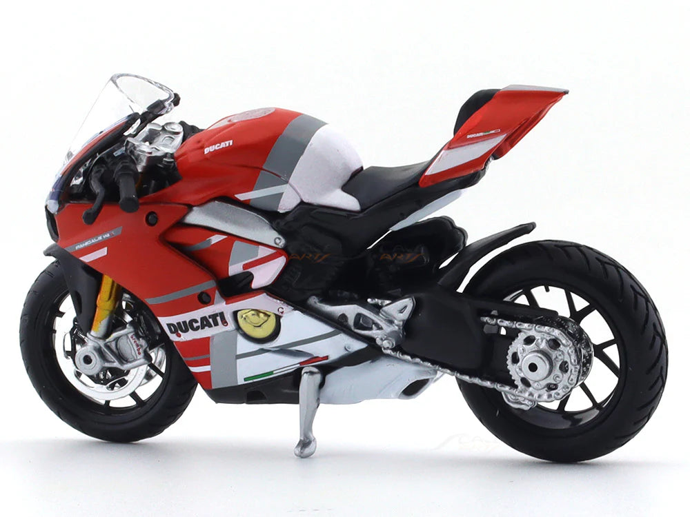 MAISTO 1:18 DUCATI PANIGALE V4 NEW