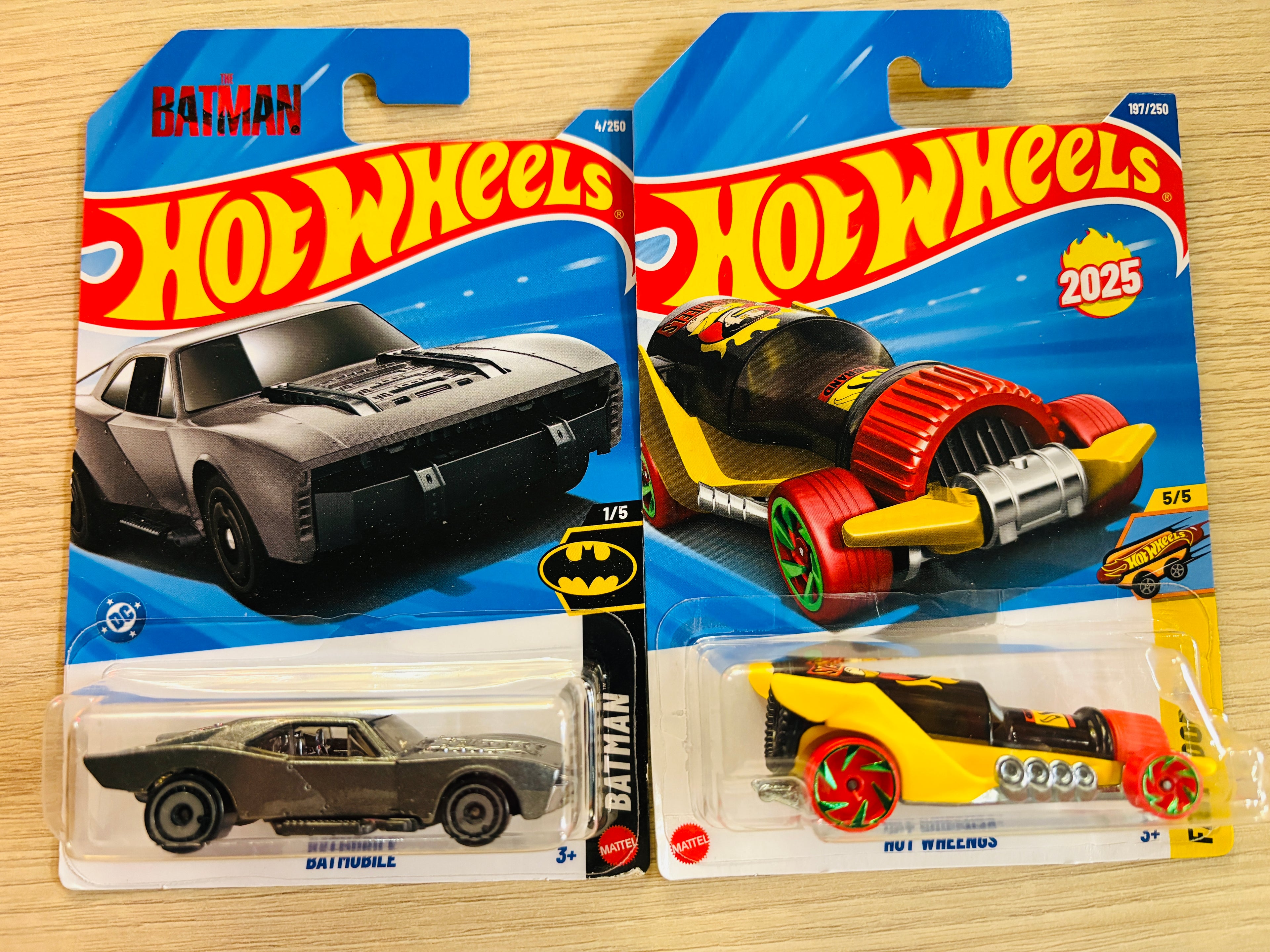 HOTWHEELS BASIC CAR ASSORTMENT 2026 A CASE PORSCHE 911 CARRERA + BATMOBILE + HOT WHEENGS