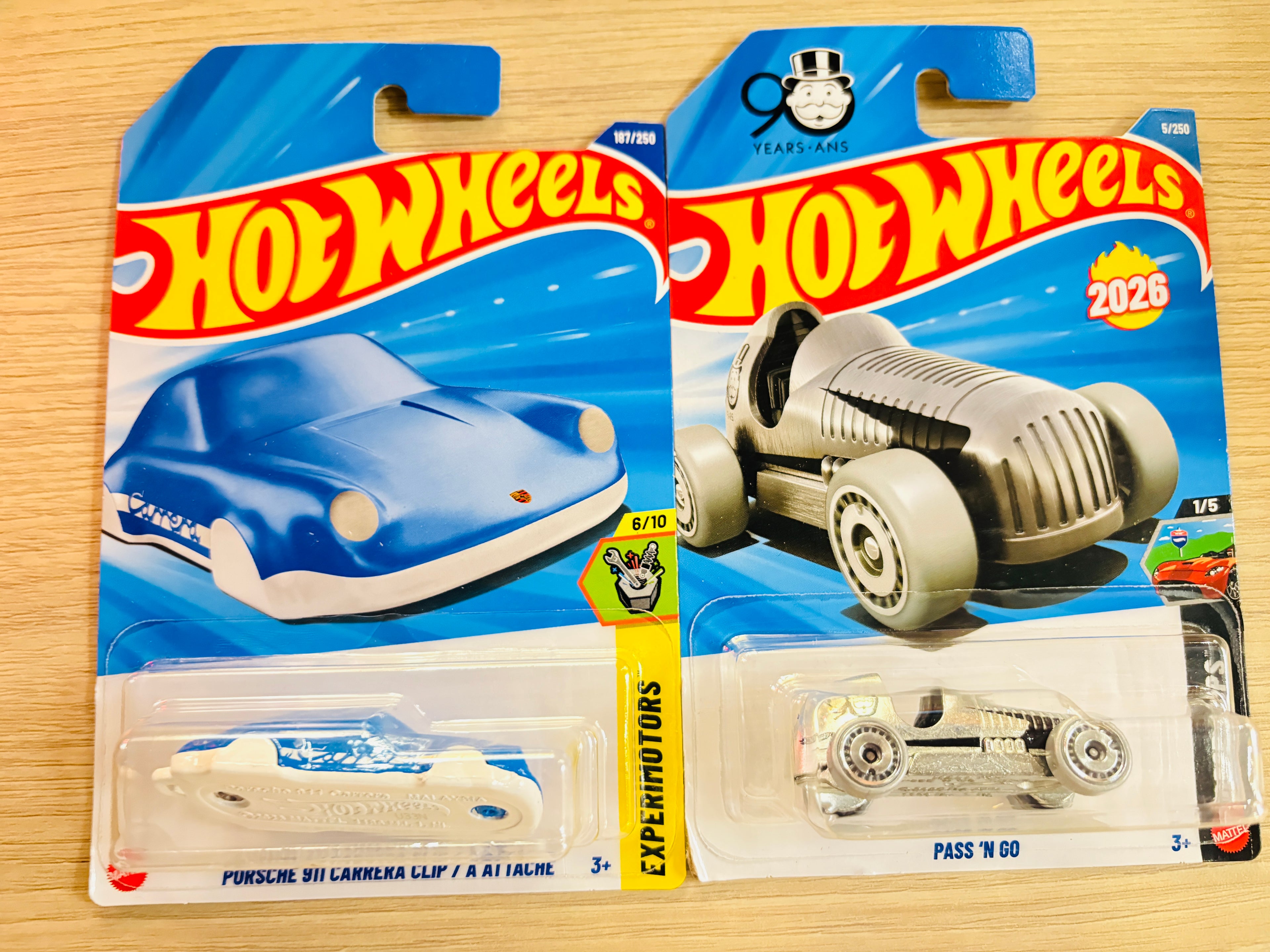 HOTWHEELS BASIC CAR ASSORTMENT 2026 A CASE MCLAREN W1 + PORSCHE 911 CLIP + PASS N GO