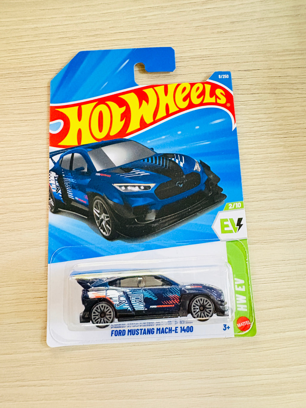 HOTWHEELS BASIC CAR ASSORTMENT 2026 A CASE FORD MUSTANG MACH E + MOD MILL + CARBONATOR