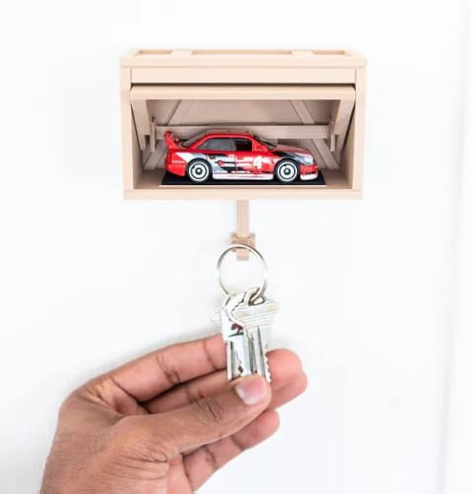 KEY HOLDER