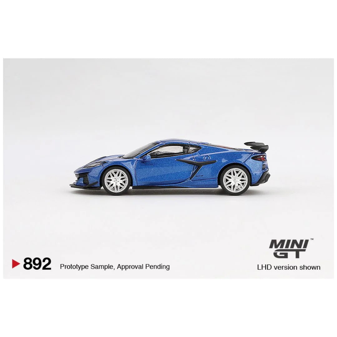 MINIGT CHEVORLET CORVETTE LAKE BLUE METALLIC