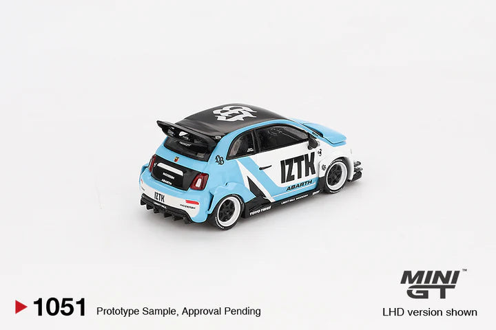 MINIGT ABARTH 595 BL