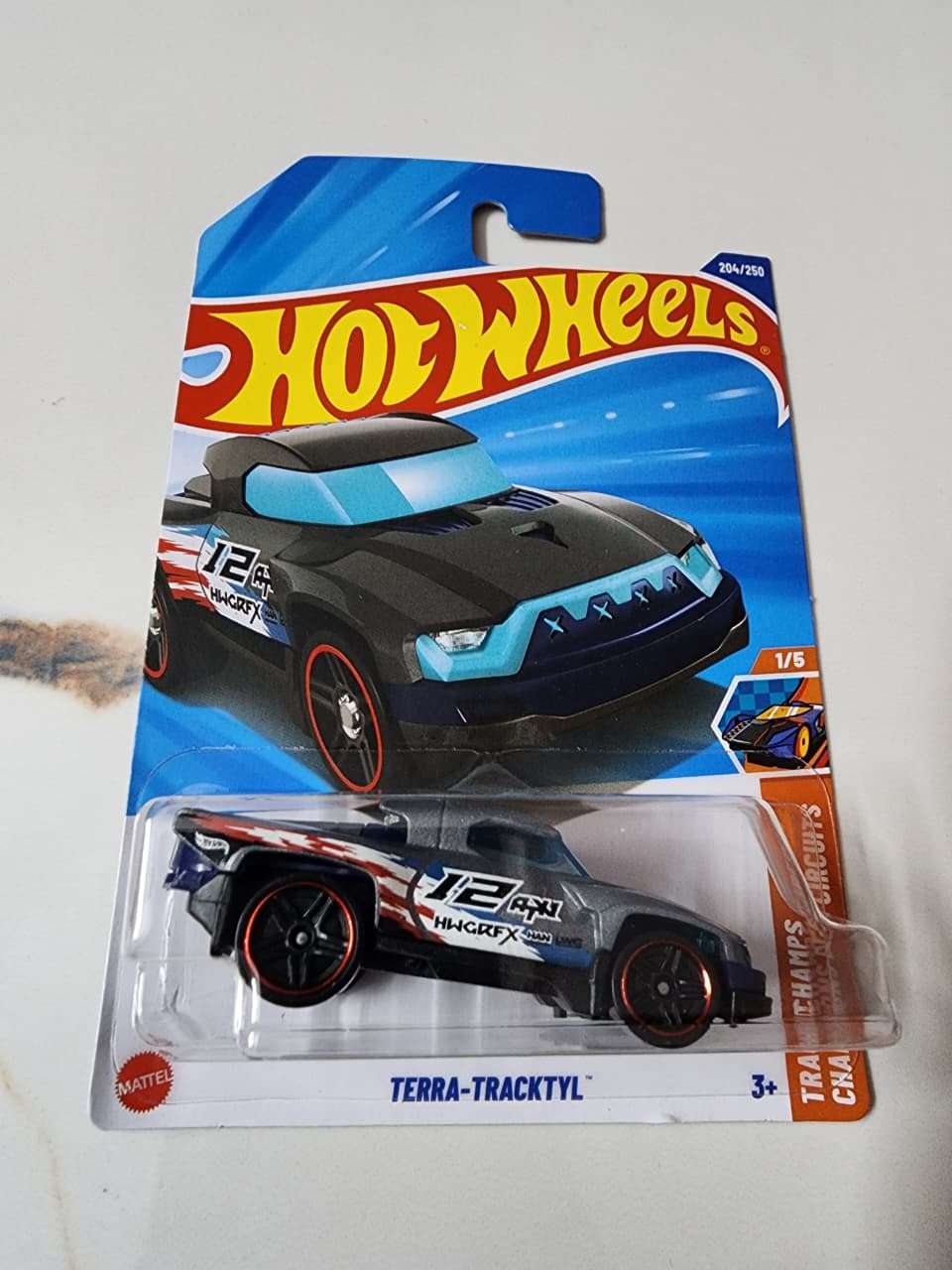 HOTWHEELS BASIC CAR ASSORTMENT P CASE JAGUAR XJC V12 COUPE + TERRA-TRACKTYL