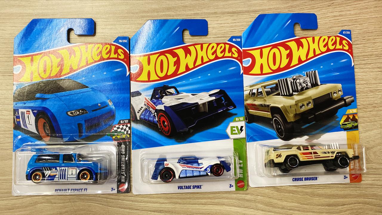 HOTWHEELS BASIC CAR ASSORTMENT 2026 D CASE NISSAN SKYLINE 2000 GTR + RENAULT ESPACE + VOLTAGE SPIKE + CRUISE BRUISER