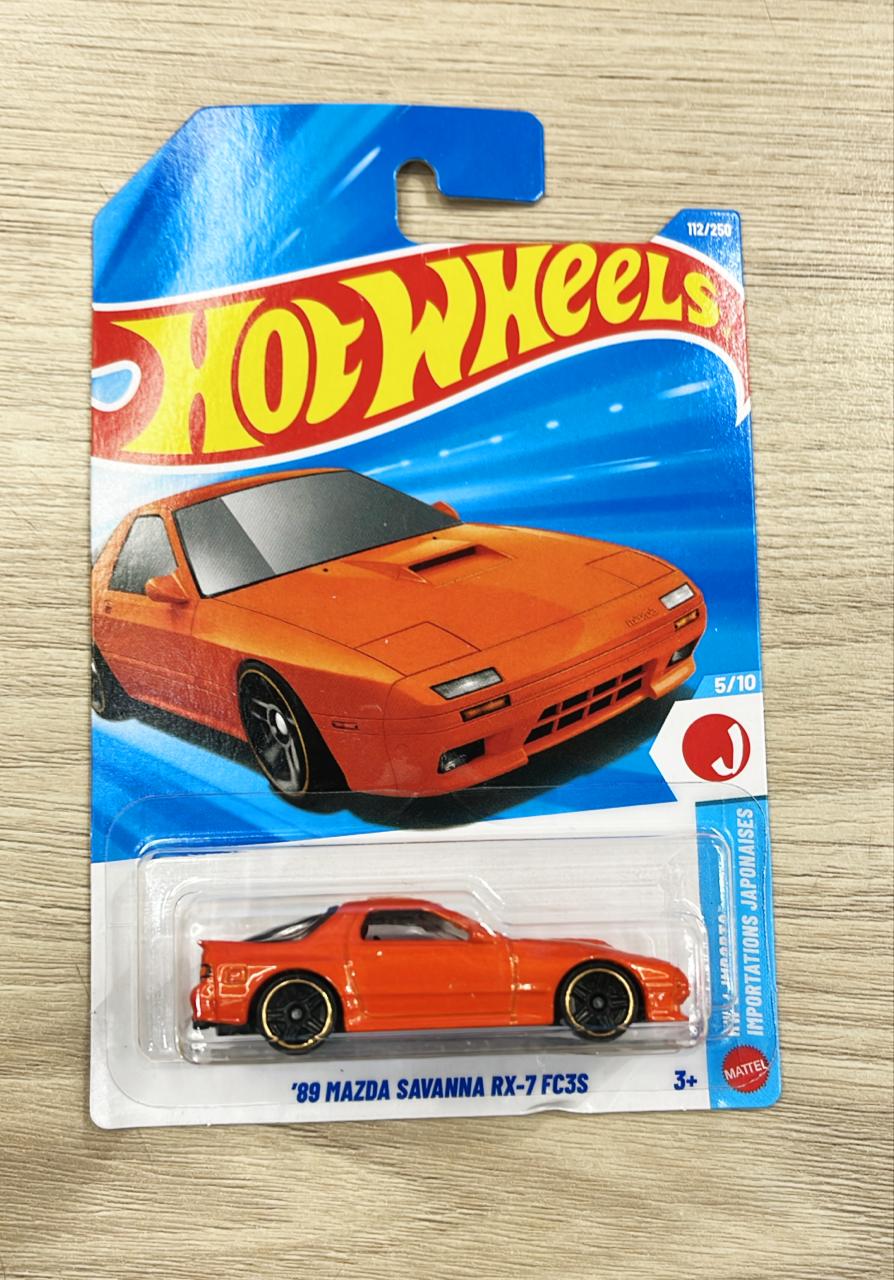 HOTWHEELS BASIC CAR 2026 E CASE 89 MAZDA SAVANNA RX7 + VW BUZZ + EGGSHELLERACER