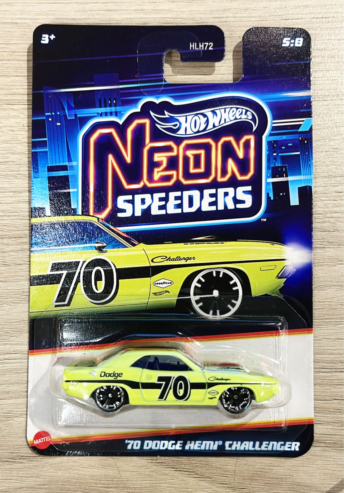 HOTWHEELS NEON SPEEDERS SILVER SERIES
