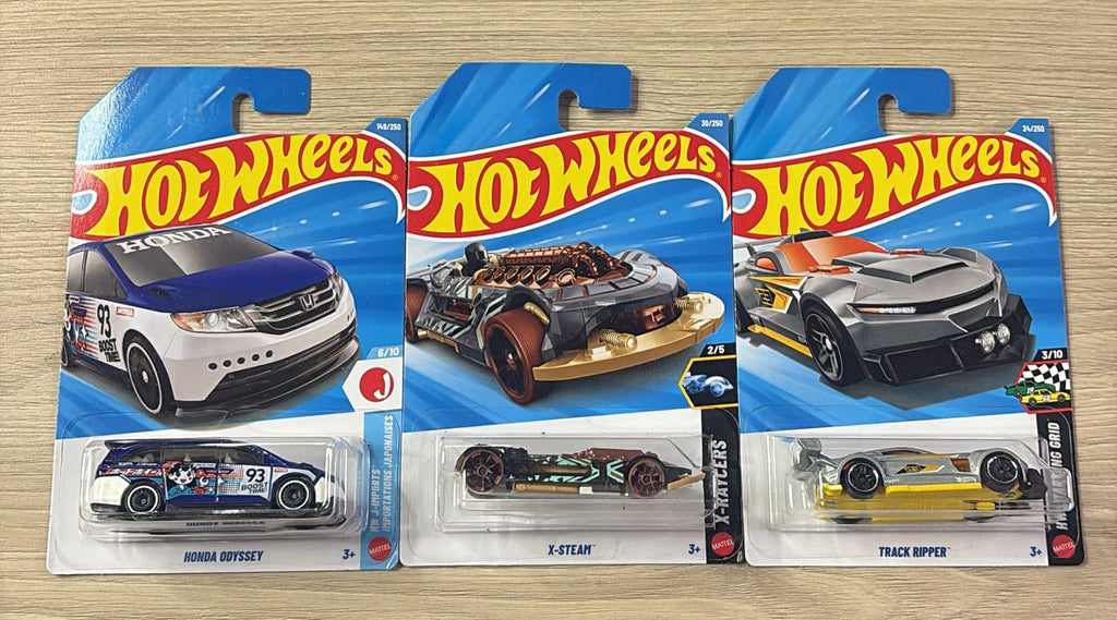 HOTWHEELS BASIC CAR 2026 H CASE KICK SABUBER F1 +  HONDA ODYSSEY + X STEAM + TRACK RIPPER