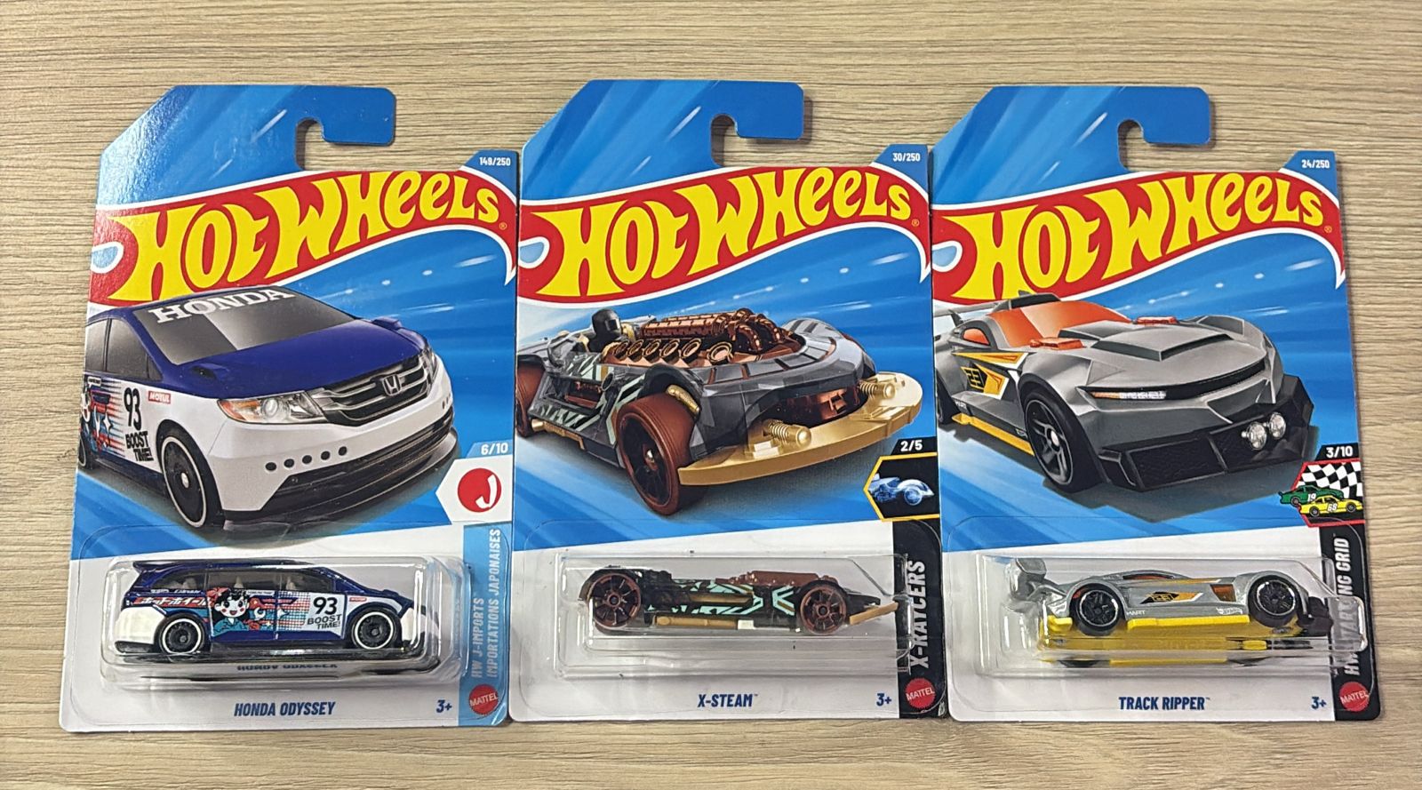 HOTWHEELS BASIC CAR 2026 H CASE KICK SABUBER F1 +  HONDA ODYSSEY + X STEAM + TRACK RIPPER