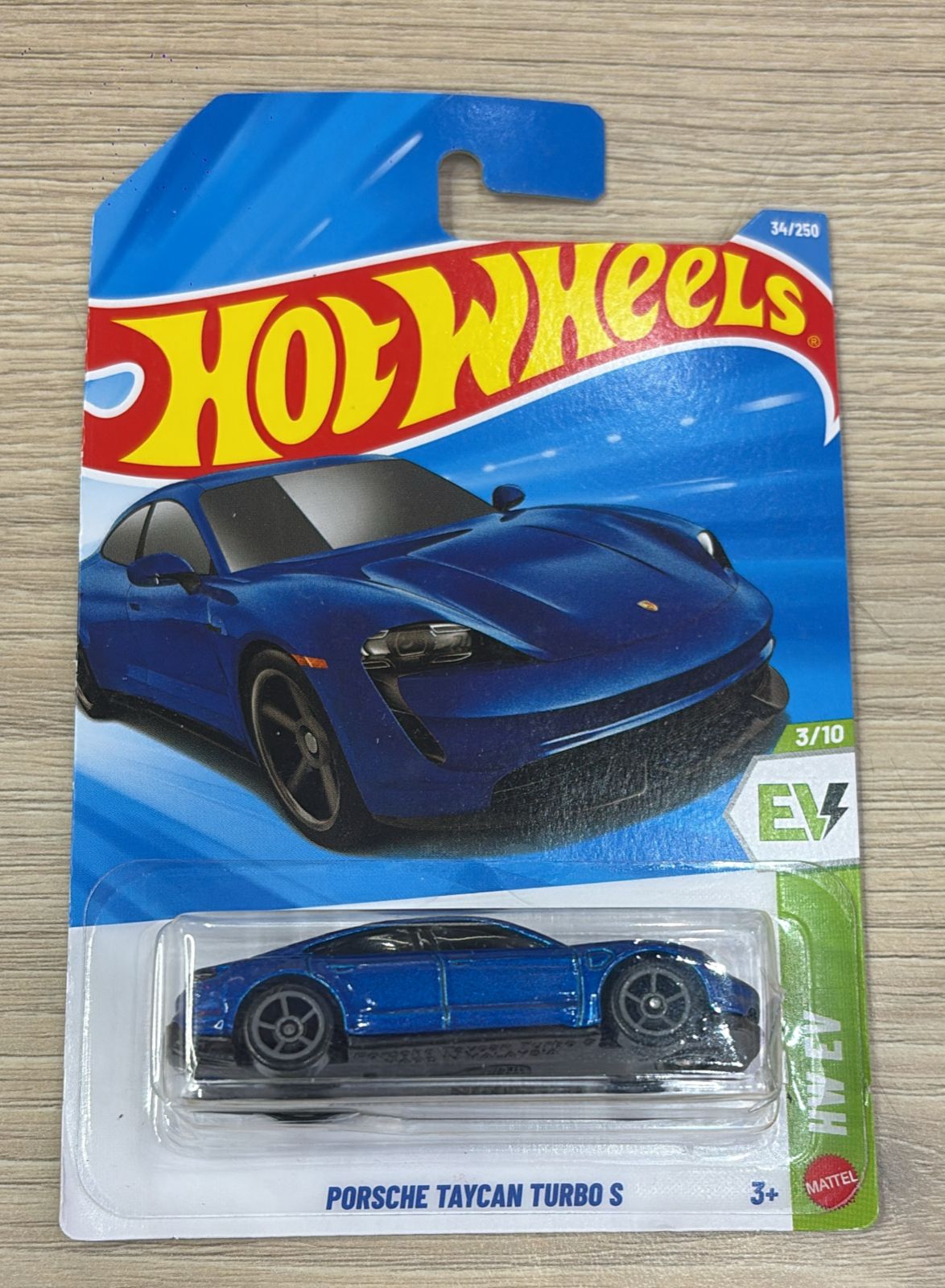 HOTWHEELS BASIC CAR 2026 J CASE PORSCHE TAYCAN + CORVETTE GRAND SPORT + DESSERT DRIFTER + HEAD GASKET