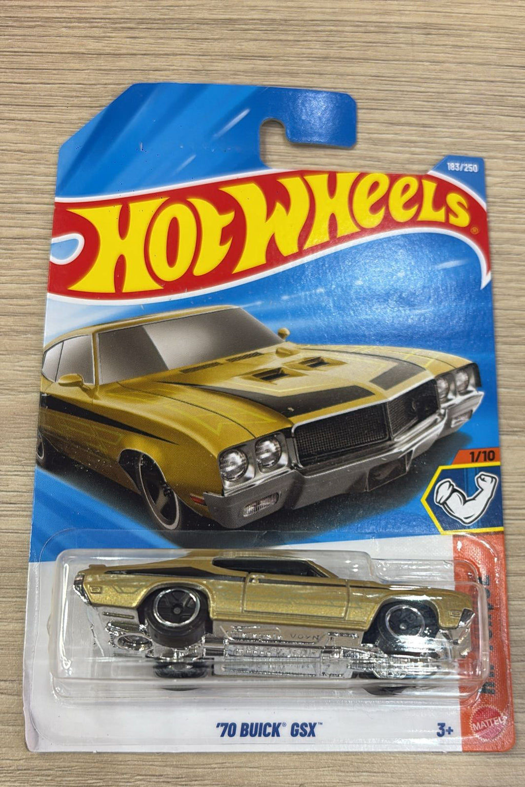 HOTWHEELS BASIC CAR 2026 J CASE  1983 PORSCHE + LA LIEBRE + 70 BUICK GSX