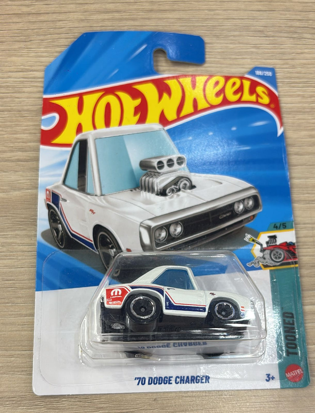 HOTWHEELS BASIC CAR 2026 J CASE AUSTIN MINI COOPER + PT FAST + 70 DODGE CHARGER