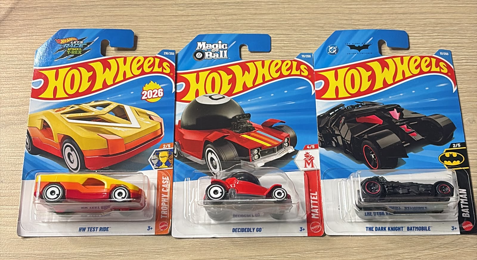 HOTWHEELS BASIC CAR 2026 L CASE FERRARI 365 + TEST RIDE + DECIDEDLY GO + BATMOBILE
