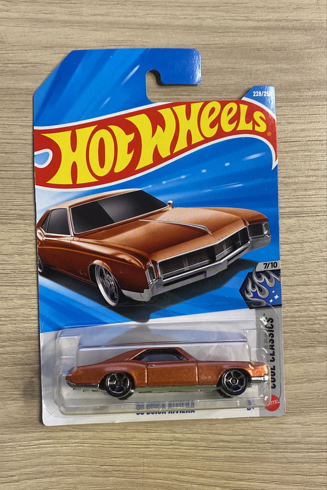 HOTWHEELS BASIC CAR 2026 N CASE '66 BUICK RIVIERA
