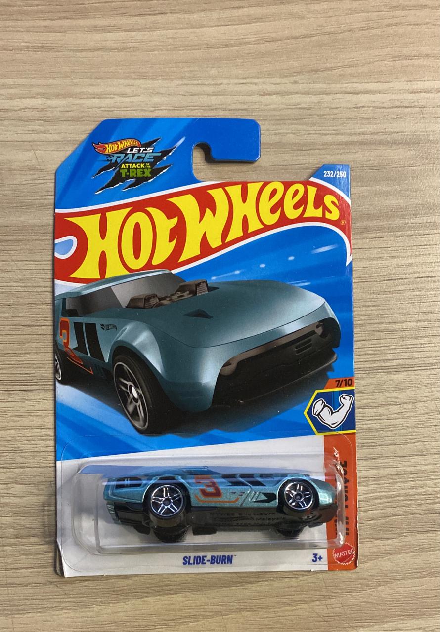 HOTWHEELS BASIC CAR 2026 N CASE 'SLIDE - BURN