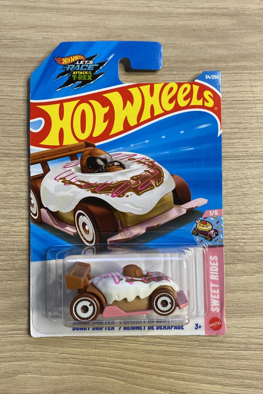 HOTWHEELS BASIC CAR 2026 N CASE 'DONUT DRIFTER/BEIGNET DE DERAPAGE